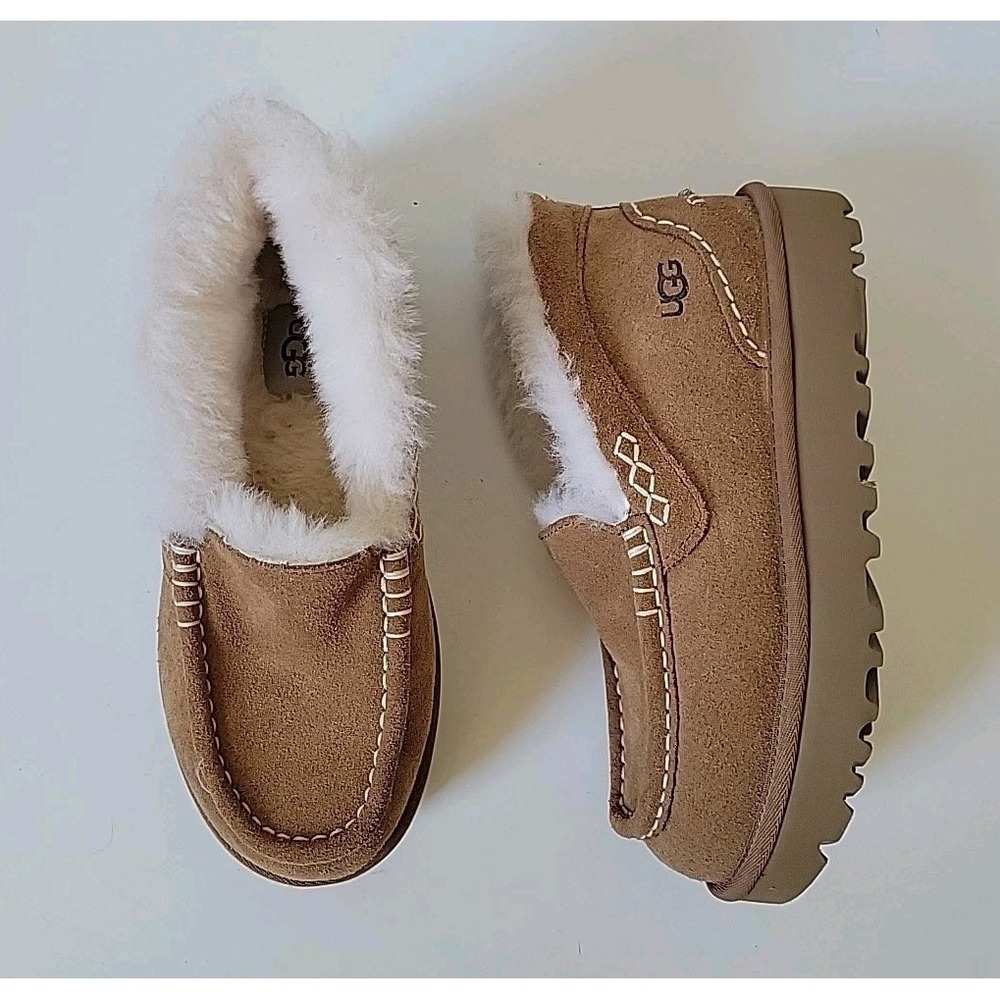 UGG Ansley Parc Slippers 8 Chestnut Suede Shearling‎ Lined Flatform Comfy Cozy